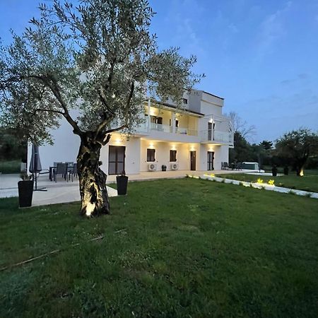 רודה Villa Rodelia חדר תמונה